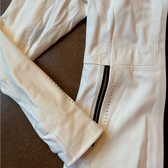 lululemon athletica White Utility Jacket - Picture 4 of 6